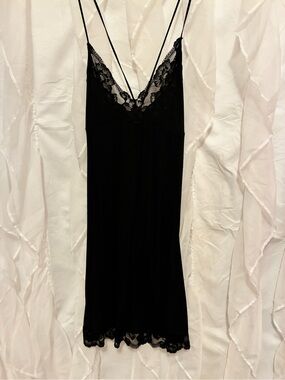 Victoria's Secret Black Lace-Trim Slip Chemise